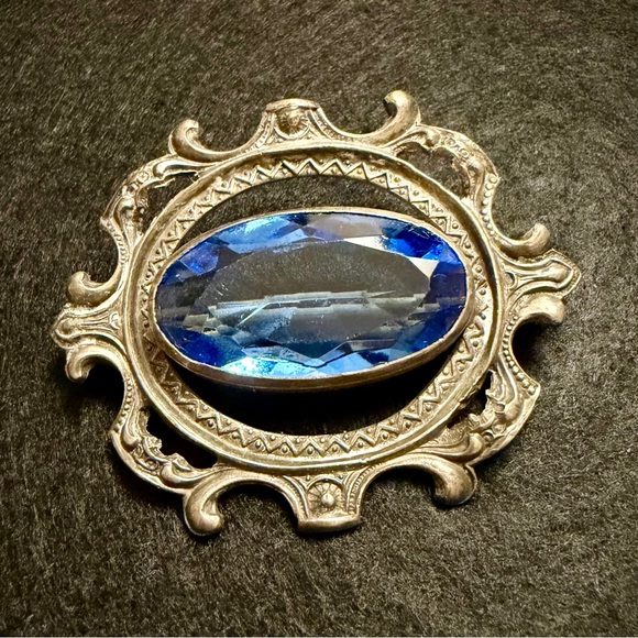Art Deco 1920s Vintage Silver Pot Metal Brooch with Blue Gemstone - Picture 7 of 9